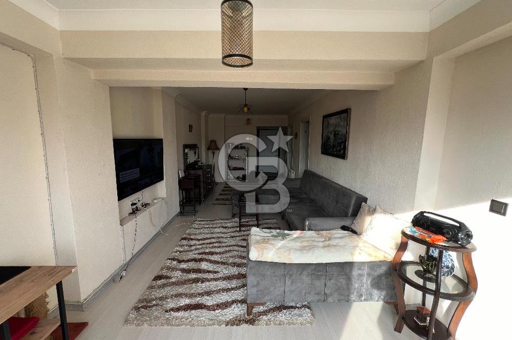 İZMİT ÇARŞI İNÖNÜ CADDESİ İÇİ YAPILI SATILIK 2+1 ARA KAT DAİRE