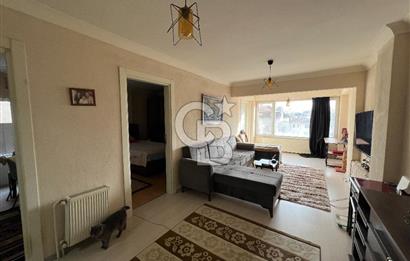 İZMİT ÇARŞI İNÖNÜ CADDESİ İÇİ YAPILI SATILIK 2+1 ARA KAT DAİRE