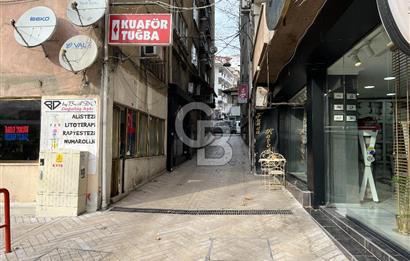 İZMİT ÇARŞI İNÖNÜ CADDESİ İÇİ YAPILI SATILIK 2+1 ARA KAT DAİRE