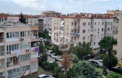 İzmir Karşıyaka Bahriyeüçok Mahallesinde 3+1 Satılık Daire