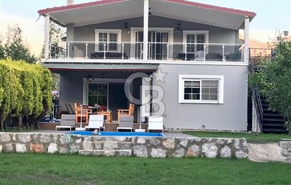 Marmaris Hisarönü'de Denize Sıfır Satılık Villa