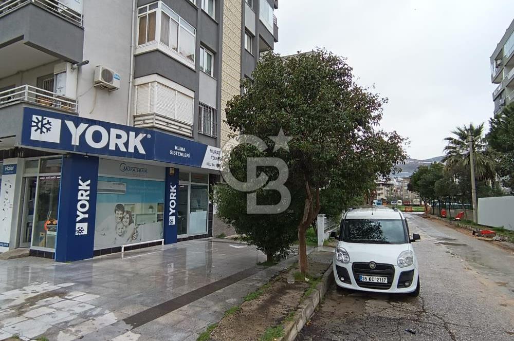 Satılık Bayraklı Dükkan 65 m2 Yüzbaşı İbrahim Hakkı Cad.