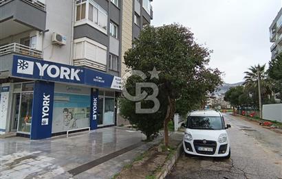 Satılık Bayraklı Dükkan 65 m2 Yüzbaşı İbrahim Hakkı Cad.