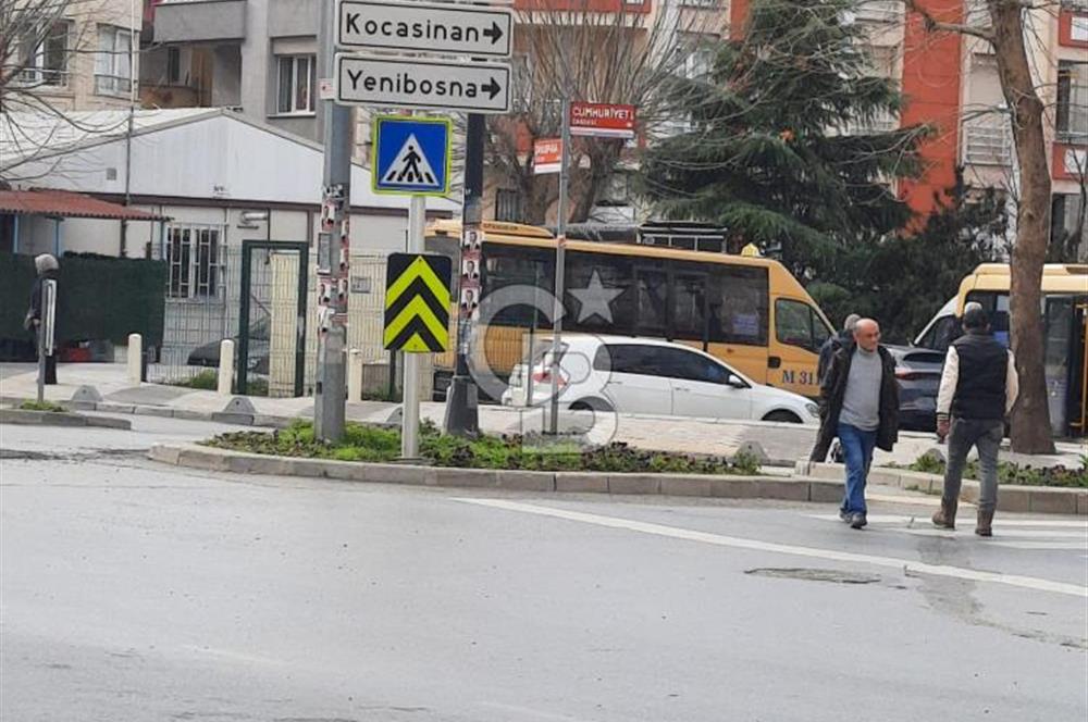 Kocasinan Merkezde Cadde Üzeri Satılık Dükkan 