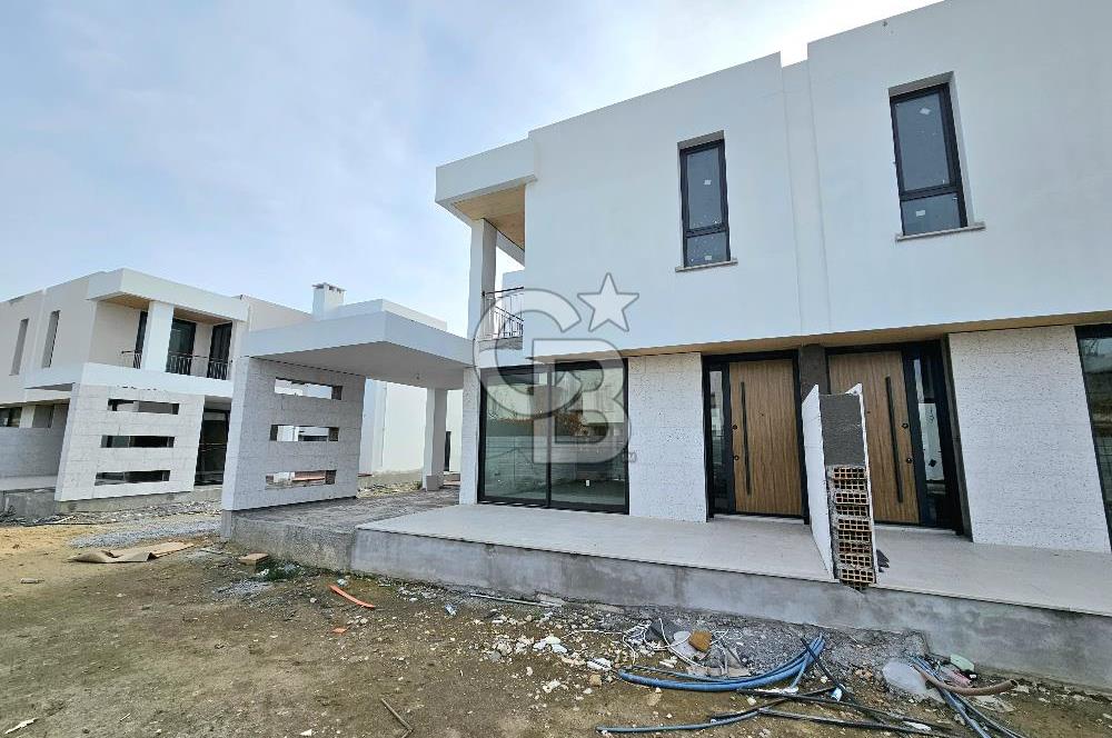 Kıbrıs Lefkoşa Küçük Kaymaklı'da Kira Öder Gibi Villa Sahibi Olun! Muhteşem Lokasyonda Satılık 3+1 İkiz Villa