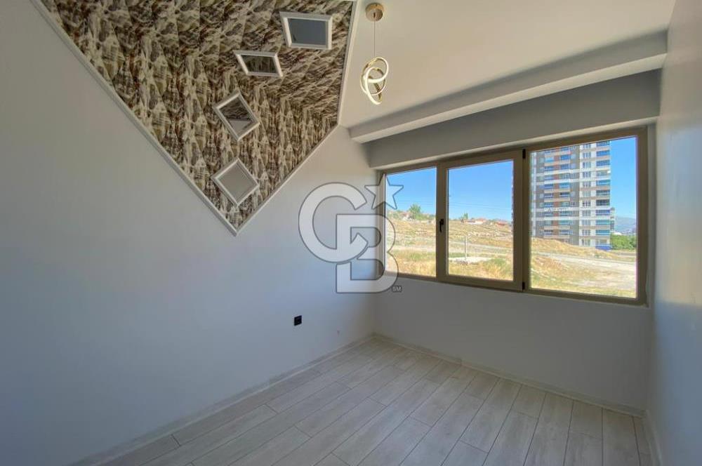 CB ANATOLİA'DAN ERKİLET ANA CADDE ÜZERİ 4+1 SATILIK DAİRE