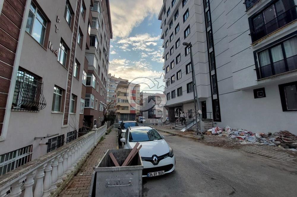 Maltepe bağlarbaşı mahallesi satılık fırsat 2+1 giriş kat daire