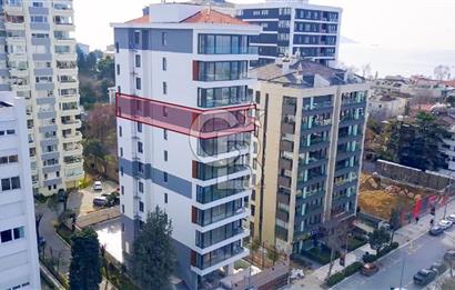Fenerbahçe de Marina Karşısı yeni binada deniz manzaralı Ultra lüks 4+1 daire