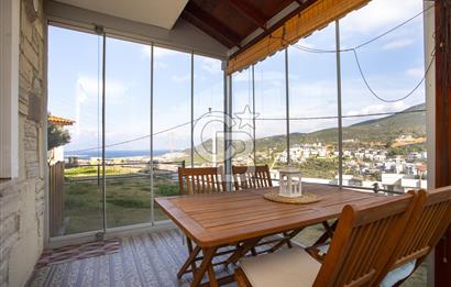 Yenifoça Stone House Sitesinde Satılık Dubleks Taş Villa