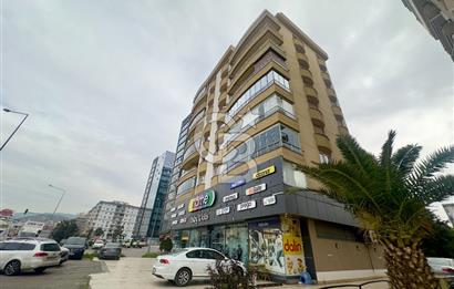 Karşıyaka Y.Girne Cad Üzeri Medical Point Karşısı Satılık Dükkan