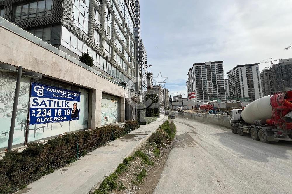 Kadıköy Fikirtepe / Prestij Caddesinde Kiralık Ticari İş Yeri