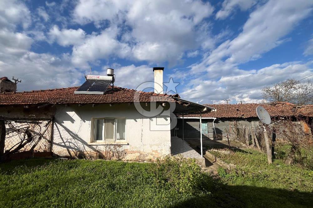 Çanakkale Yenice Sazak’ta Müstakil Köy Evi 