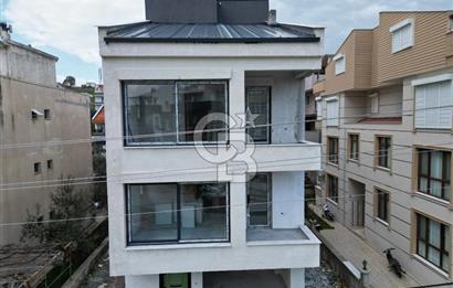 ÇANDARLI MERKEZDE ASANSÖRLÜ BİNADA SATILIK SIFIR 1+1 DAİRE