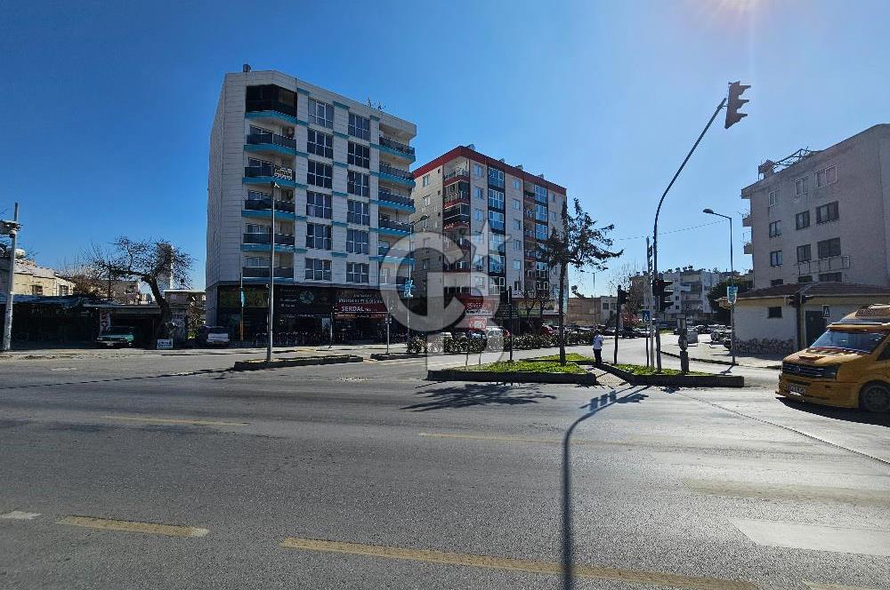 Mersin Akdeniz Cengiz Topel Cadde Cepheli Satılık Dükkan
