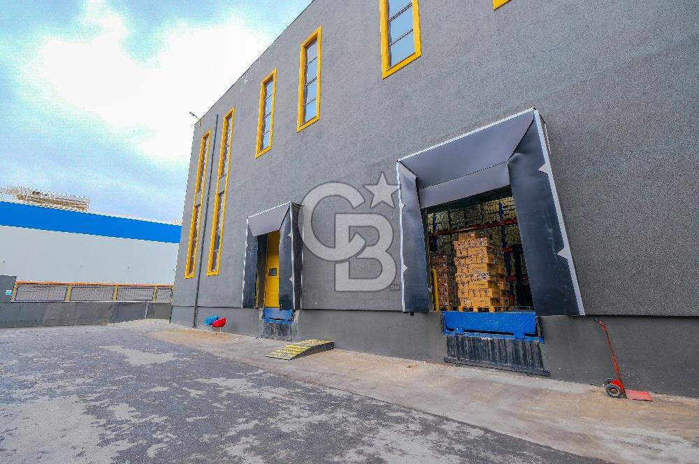 Tuzla Orhanlı 'da Satılık 10.000 m2 İki Bloklu Fabrika Binası