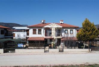 KORKUTELİ YAZIR MAH. MUHTEŞEM 2+1 VİLLA 