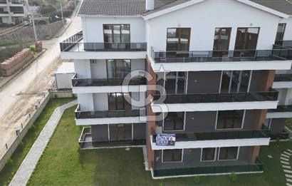 TOPÇULAR'DA HAVUZLU SİTEDE ASANSÖRLÜ SIFIR 170 M2 SATILIK DAİRE