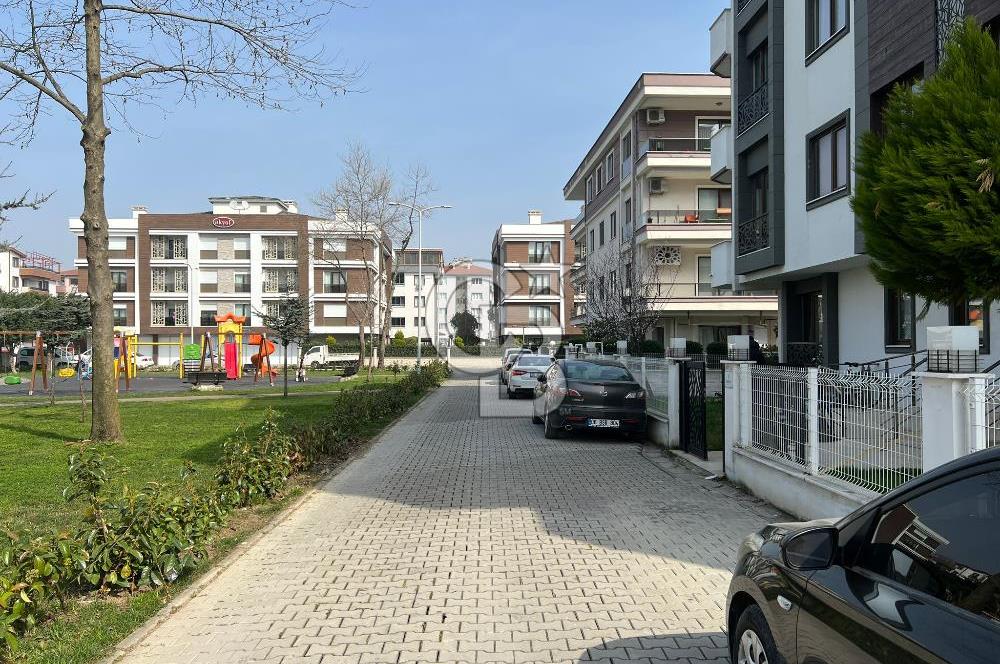 Yalova Gaziosmanpaşa Mahallesinde Site İçi 4+1 Satılık Daire...!