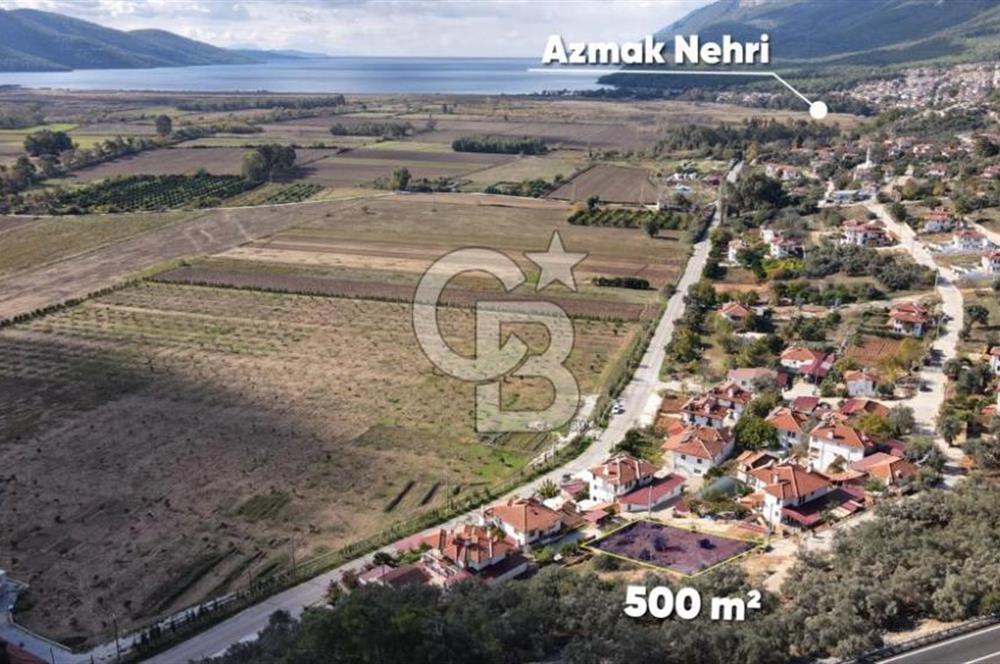 Akyaka Mahallesinde Eşsiz Doğa ve Deniz Manzaralı Satılık 500m² Arsa