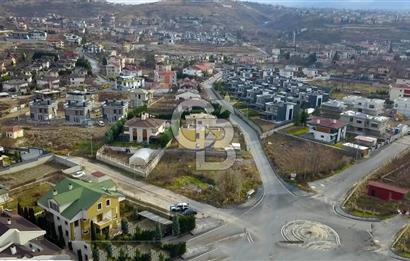 ERENKÖY'ÜN TAM MERKEZİNDE KÖŞEBAŞI TEMİZ VİLLA PARSELİ