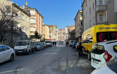 KAYSERİ'NİN TAM MERKEZİN HASTANE,OKULA UYGUN KOMPLE SATILIK BİNA