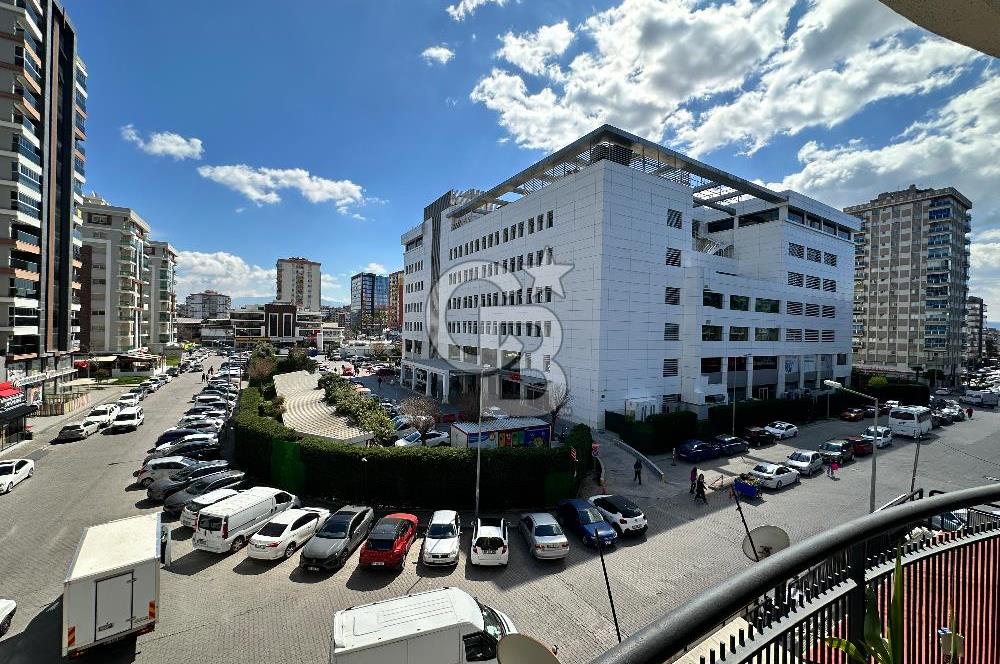 Satılık Karşıyaka Medikalpoint Hastanesi yanında 130 m2 3+1 