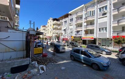 AKÇAY SAKARYA CADDESİNDE YOLA CEPHELİ 30 M2 SIFIR DÜKKAN