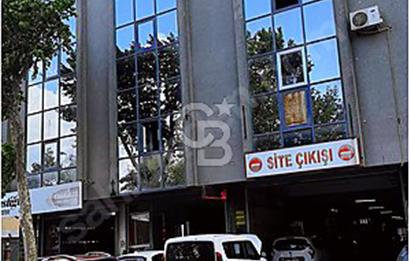 Küçükçekmece Sefaköy'de Pakten Sanayi Sitesi Kiralık Dükkanlar