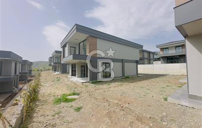 CB Ofis'ten Gülbahçe Noran Village Sitesinde Satılık 5+1 Villa
