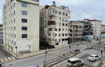 YALOVA MERKEZ CADDE ÜSTÜ!.. ÖNÜ AÇIK SATILIK 3+1 DAİRE!..