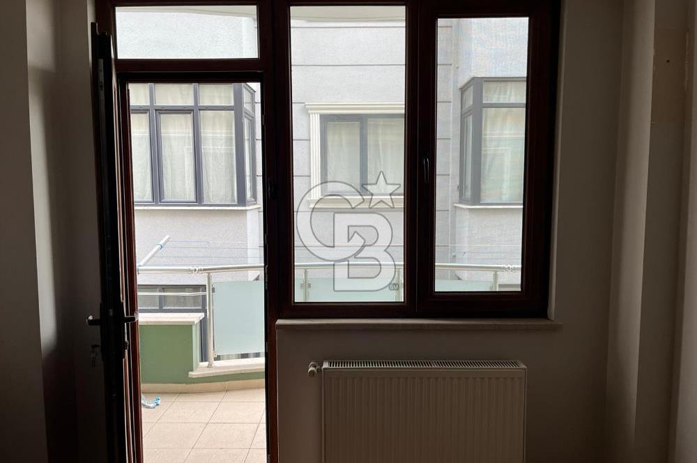 YALOVA MERKEZ CADDE ÜSTÜ!.. ÖNÜ AÇIK SATILIK 3+1 DAİRE!..