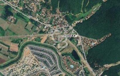 Çekmeköy Sırapınar'da İmarlı Satılık Arsa