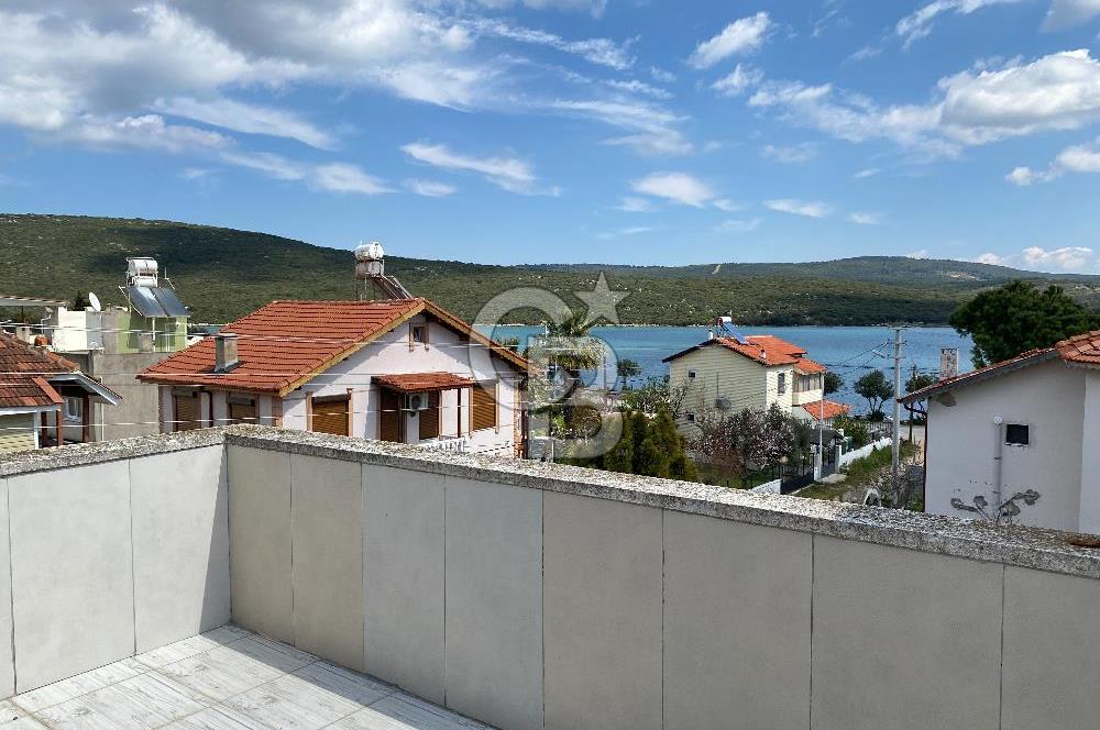 Urla Özbek Deniz Manzaralı Satılık 2 Adet Villa ve 1000 m2 Arsası