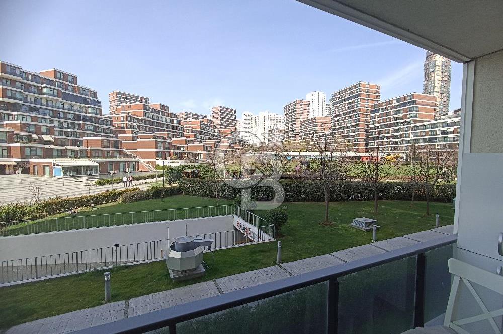 1+1 apartment with landscape view for rent in Istanbul lounge