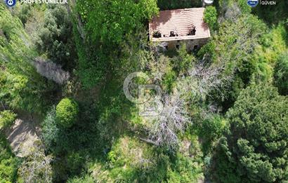 Karaburun Sarpıncık'ta Deniz ve Doğa Manzaralı 111 m2 Bahçe