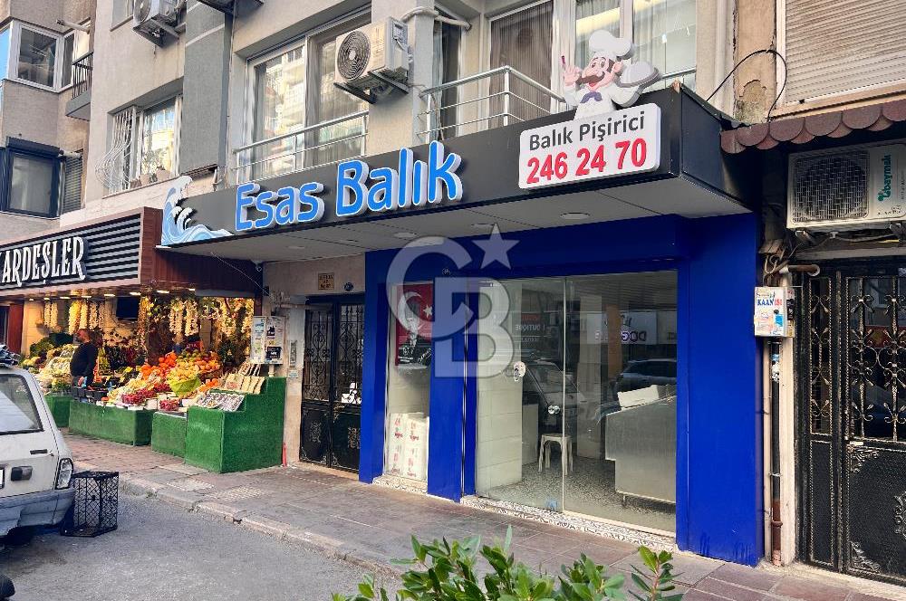 Göztepe Mithatpaşa Caddesinde Satılık Dükkan 