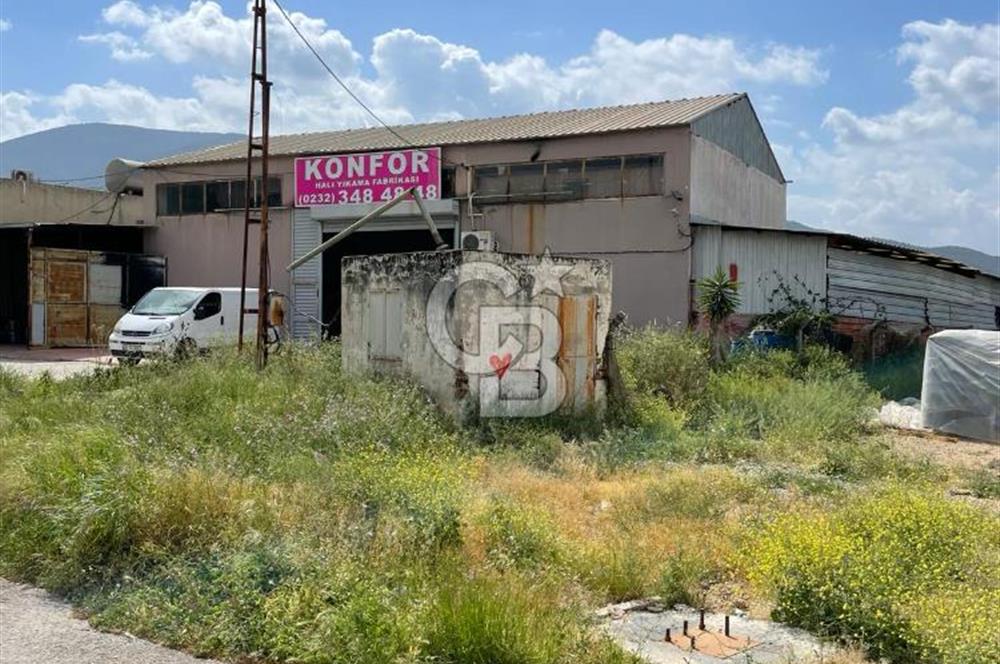 Bornova Pınarbaşı'nda Yatırımlık İşyeri ve Arsası