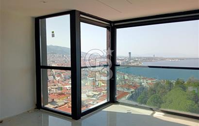 Göztepe'de Deniz Manzaralı Özel Mimari Yapılı 3+1 Lüks Daire