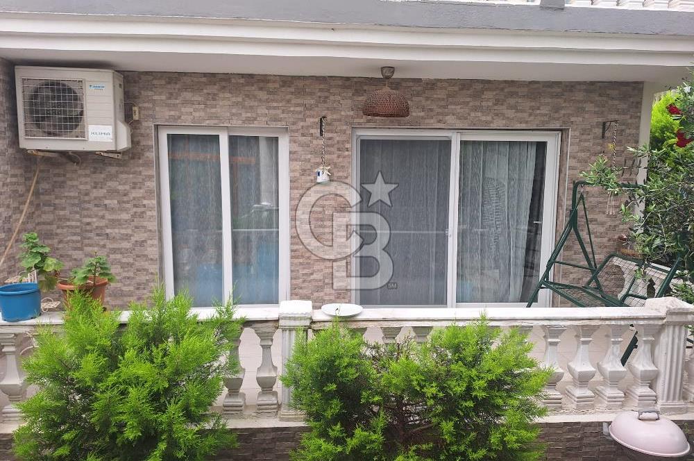 Seferihisar Sığacık'da Havuzlu Site içinde Satılık 3+1 villa