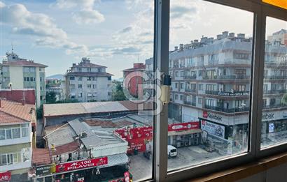 İstanbul Cevizli Mahallesinde Minibüs Yolu Üzerinde Emsalsiz Lokasyon 4+1 Kiralık Daire