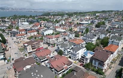 BAŞİSKELE ESLEM SİTESİNDE 3+1 185 M2 SATILIK ÇATI DUBLEKS DAİRE