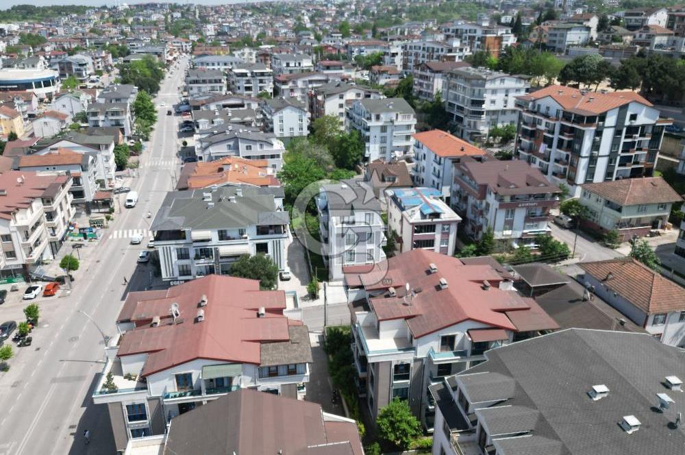 BAŞİSKELE ESLEM SİTESİNDE 3+1 185 M2 SATILIK ÇATI DUBLEKS DAİRE