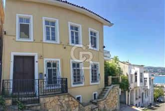 Mansion for sale in Sarıyer Kireçburnu