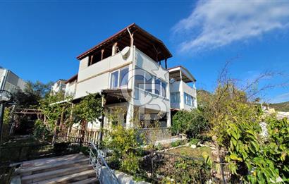 Çanakkale Ayvacık Küçükkuyu'da Site İçinde Satılık Villa