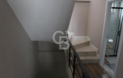 Sapanca da İşletme ruhsatlı eşyalı müstakil havuzlu villa 