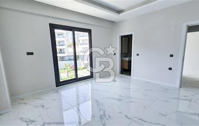 Kuşadası'nda Havuzlu Site İçerisinde Satılık 3+1 Sıfır Daire