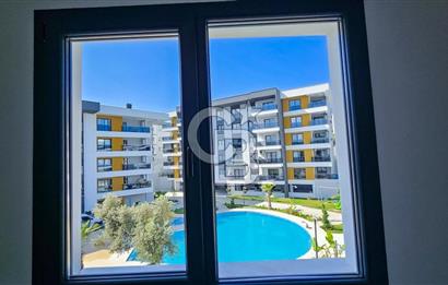 Kuşadası'nda Havuzlu Site İçerisinde Satılık 3+1 Sıfır Daire