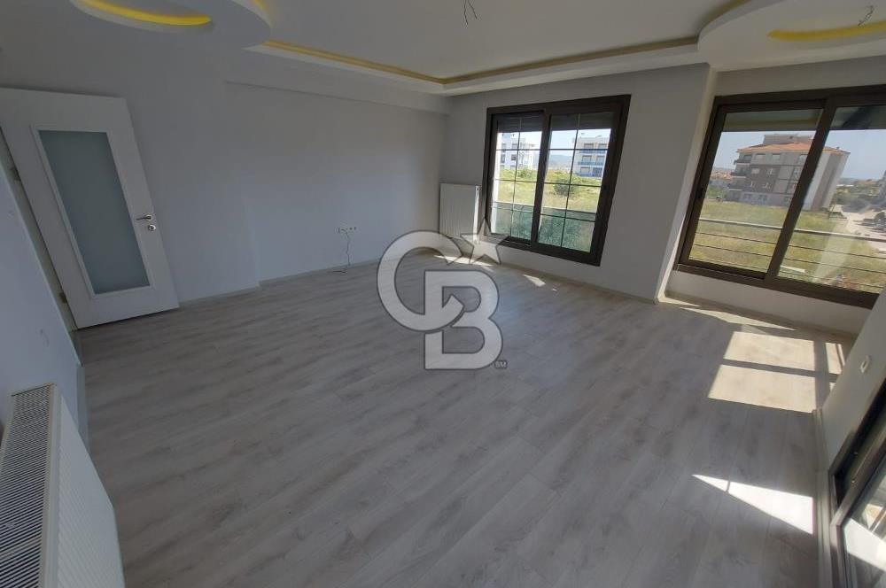 SEFERİHİSAR CAMİKEBİR MAHALLESİ'NDE SATILIK 3+1 DAİRE