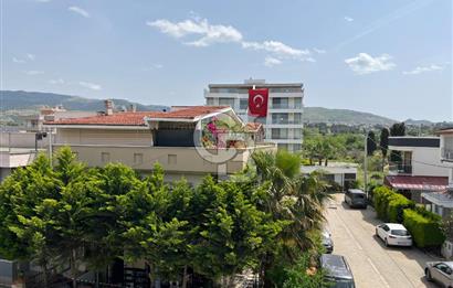 İzmir Güzelbahçe'de 4+1 Triplex Satılık Lüks Villa