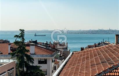 Kadıköy Moda’da Deniz Manzaralı, Teraslı 5+1 Satılık Dubleks Daire